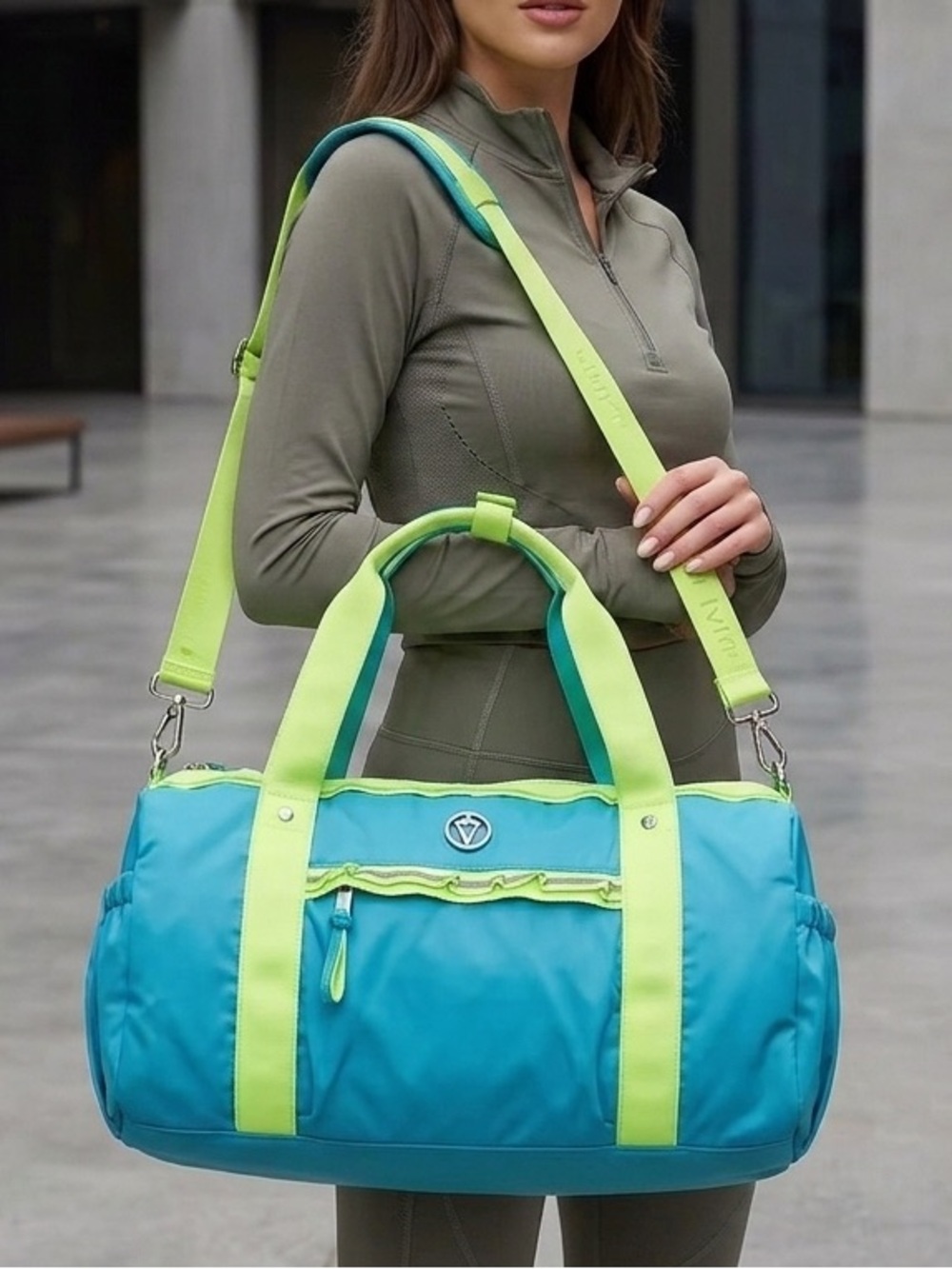 IVIVVA ✨Lululemon Juniors Brand✨Teal Blue & Neon Yellow✨Got Game✨Duffel Gym Bag
